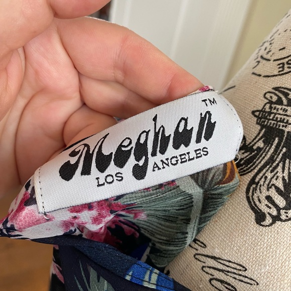 Beautiful Duster - Picture 5 of 7